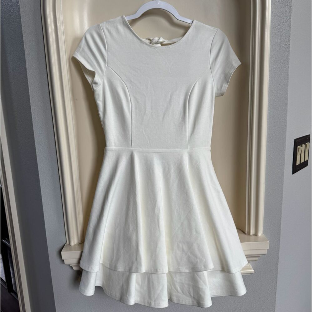 Windsor White Ruffled Mini Dress with Tie Back Size M